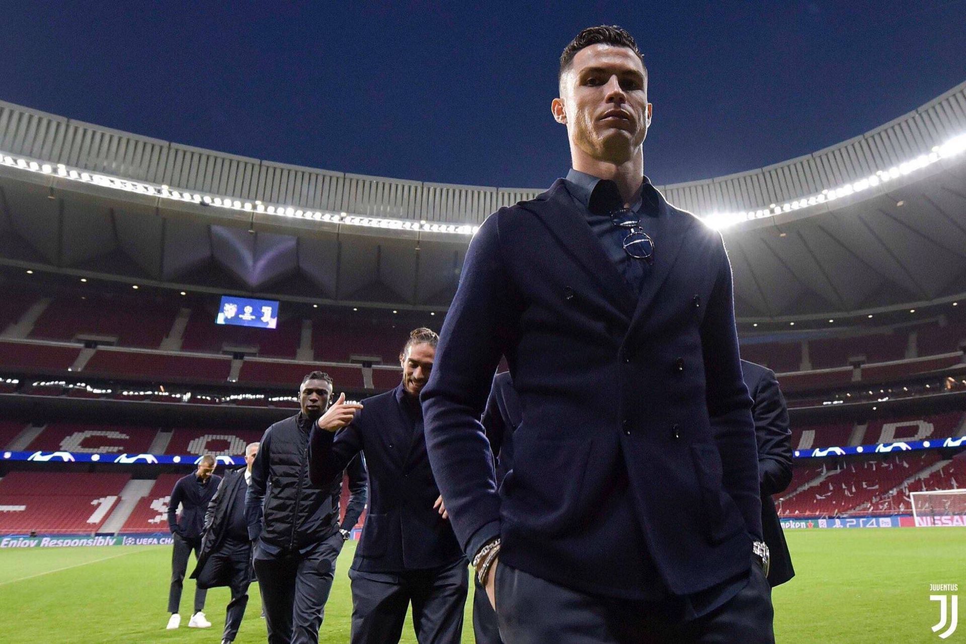 尤文图斯全面领先,大胜阿贾克斯 尤文图斯全面领先,大胜阿贾克斯