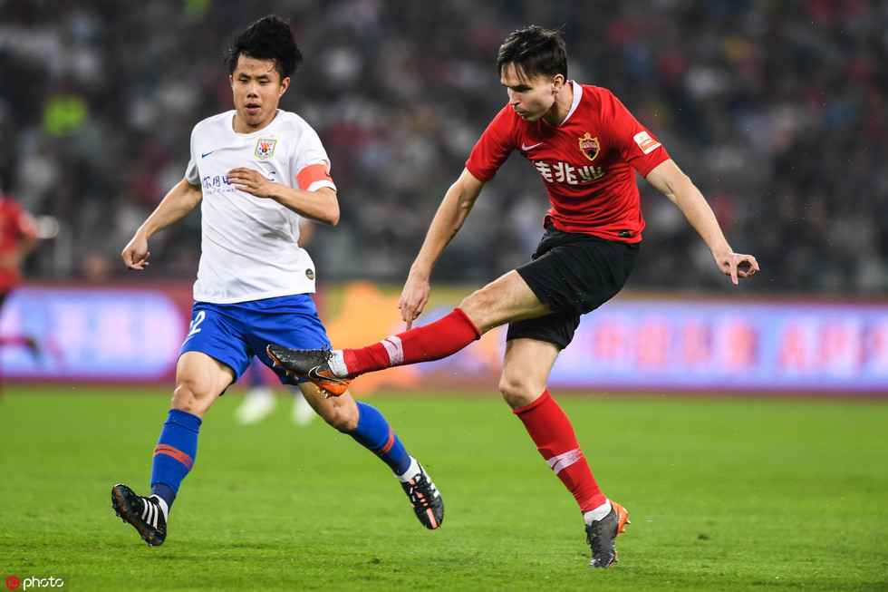 开云下载-深圳佳兆业主场逼平,保级形势平稳