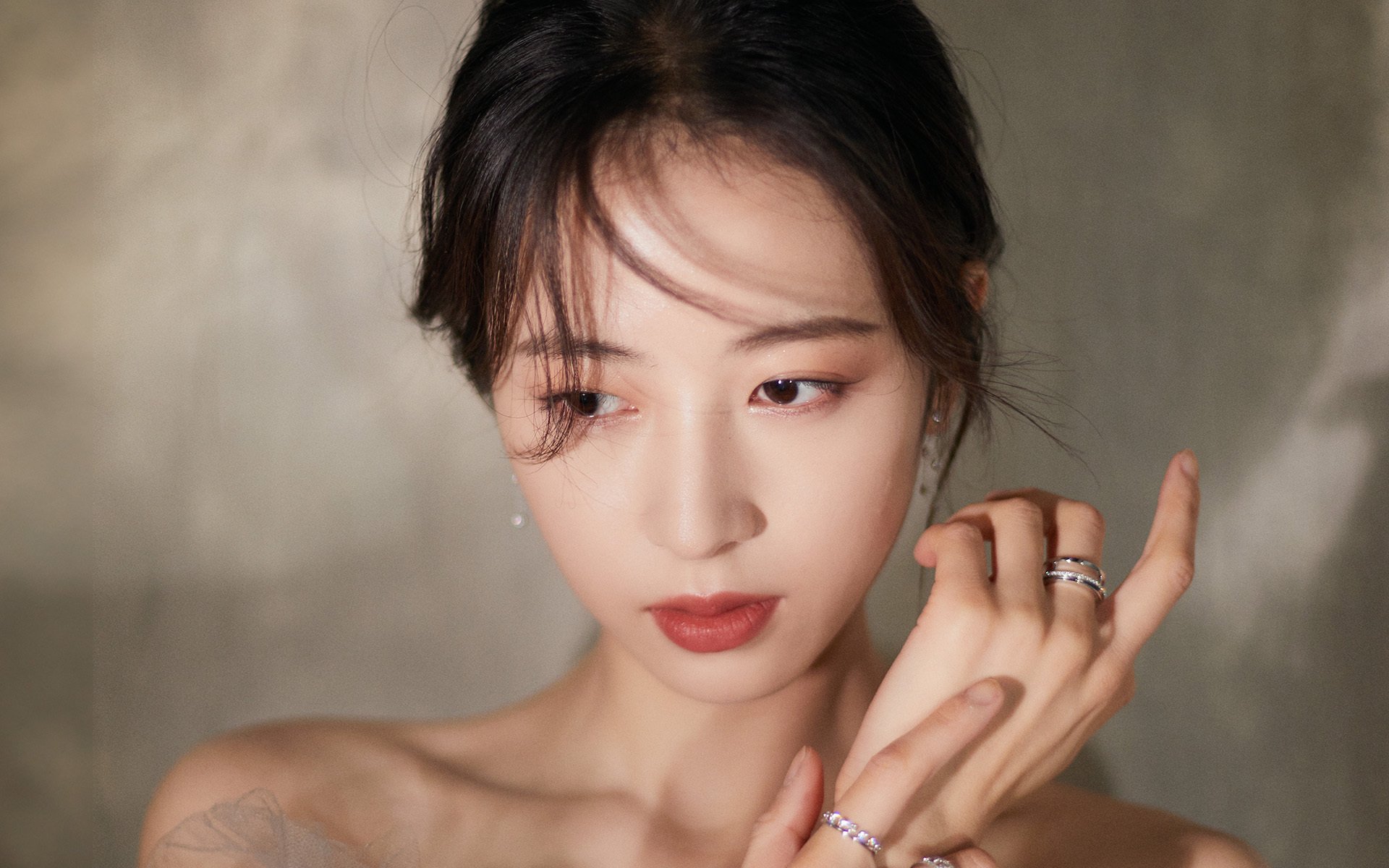 德罗赞踩下油门，NBA巨星如何点燃F1年度争冠夜的极限引擎？