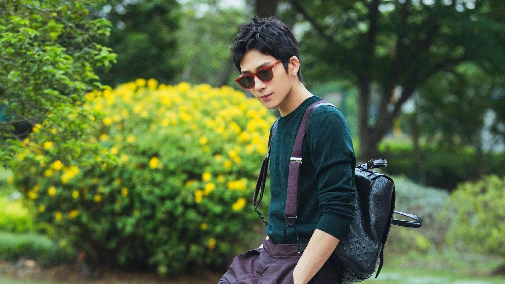 橙色箭头划破夜空，京多安统治全场与一场新秩序对旧时代的拷问