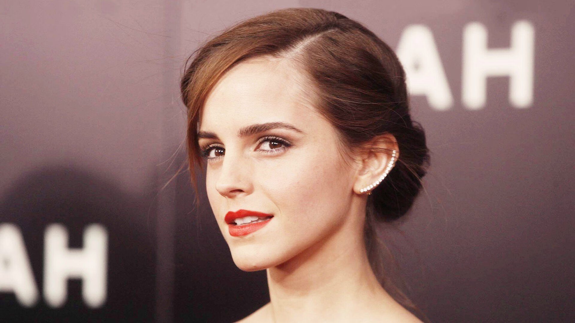 南方新贵撕裂苍穹，末节之王让草原猎手铩羽而归