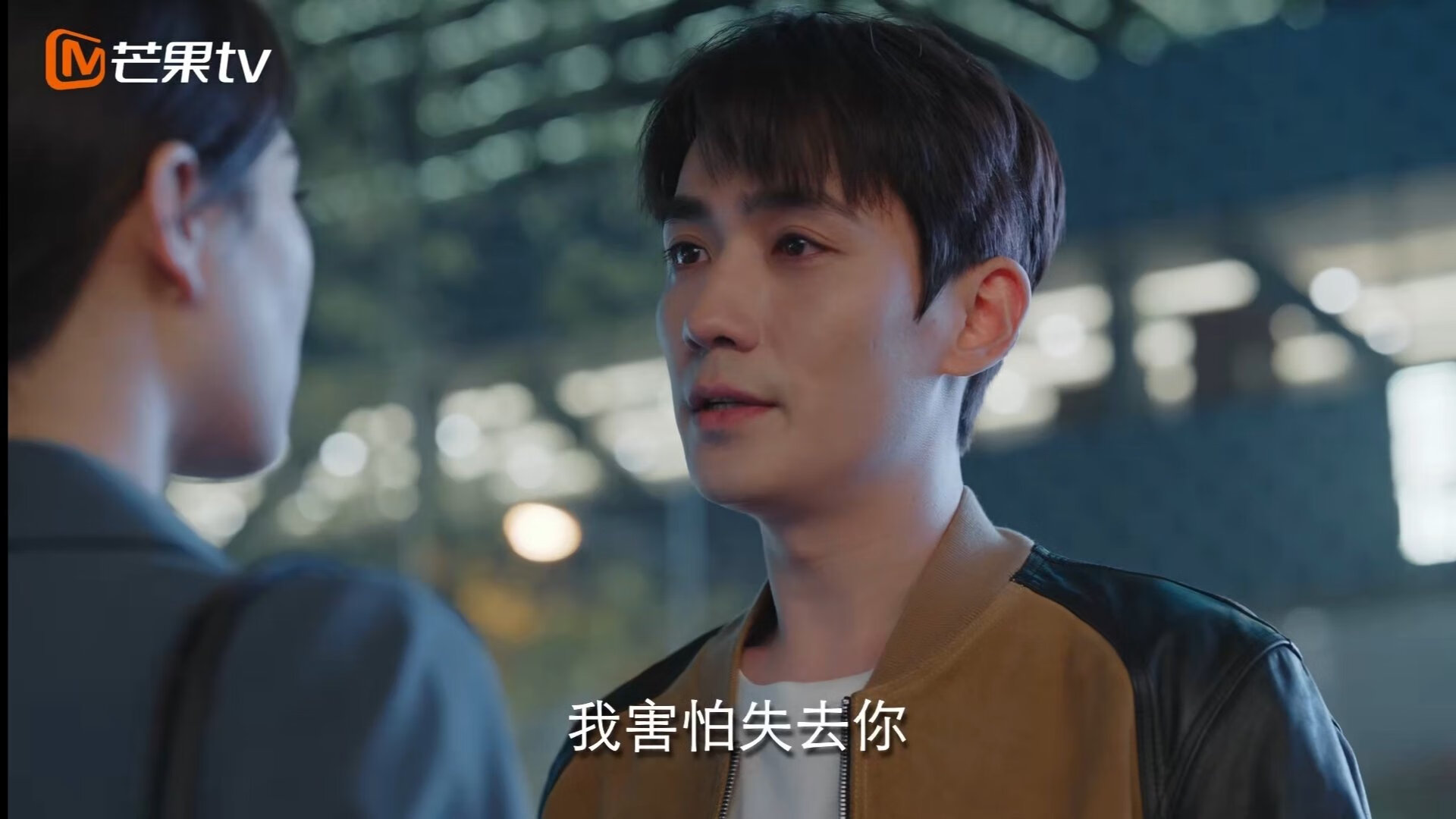 开云APP-冰冷数字前的火热心脏，当米切尔刺穿寂静，快船掀起巨浪